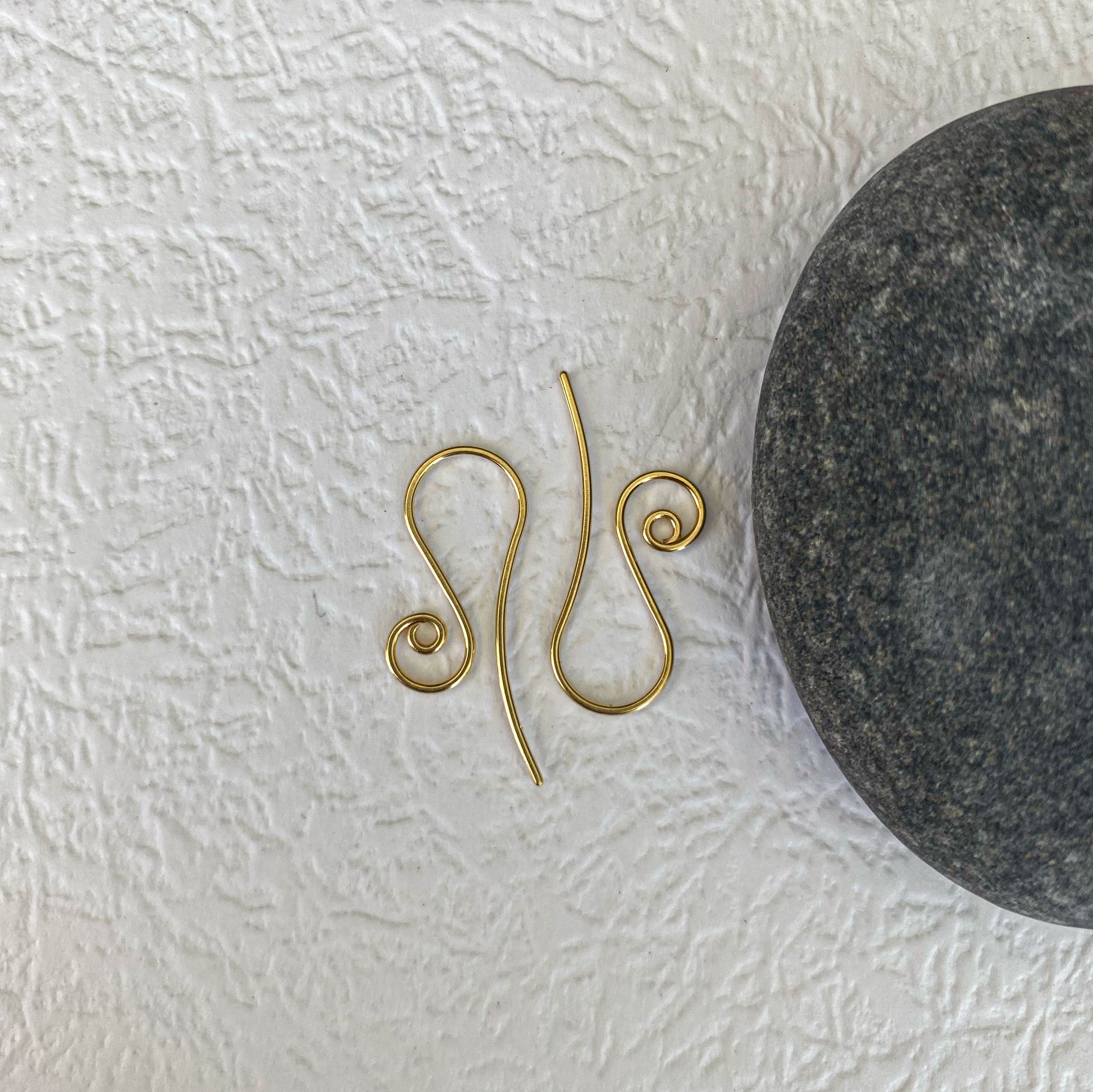 Sturdy thick 18k gold ear wires in a classic spiral style for heavy earrings