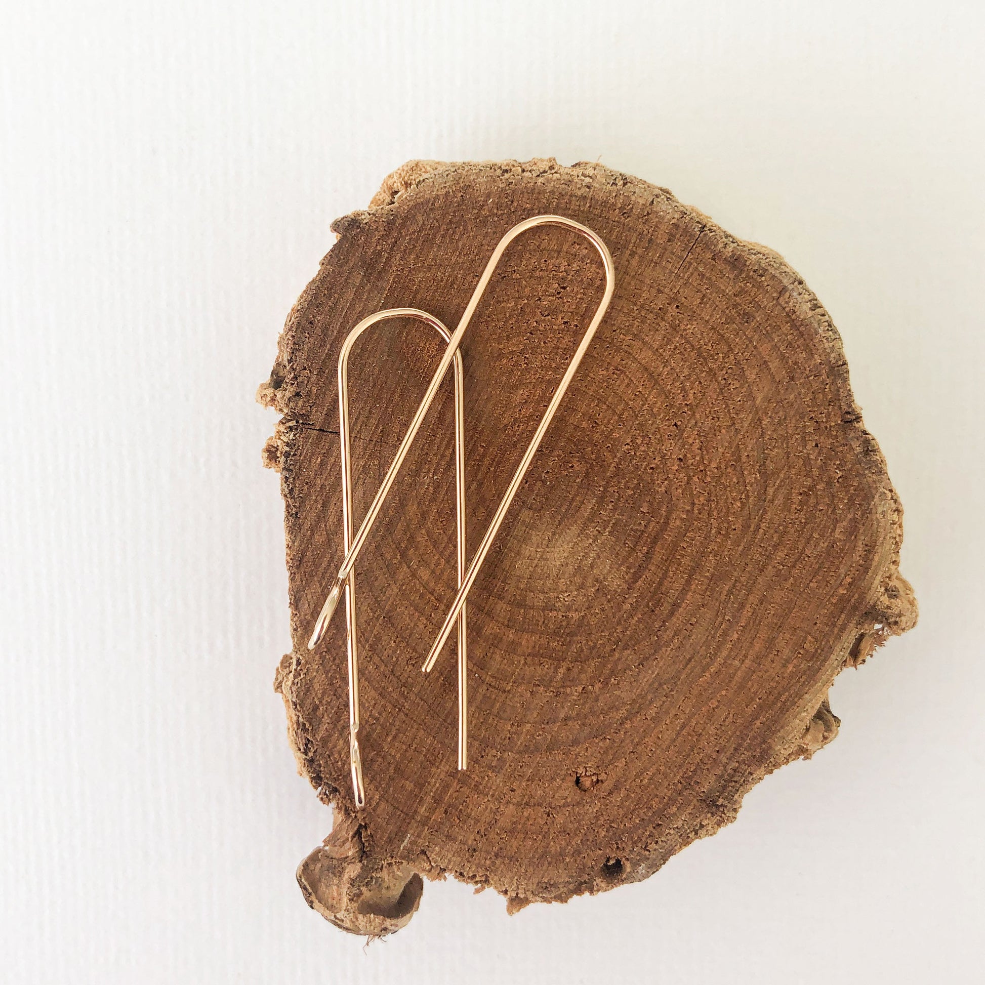one pair of handmade mordern earring hooks
