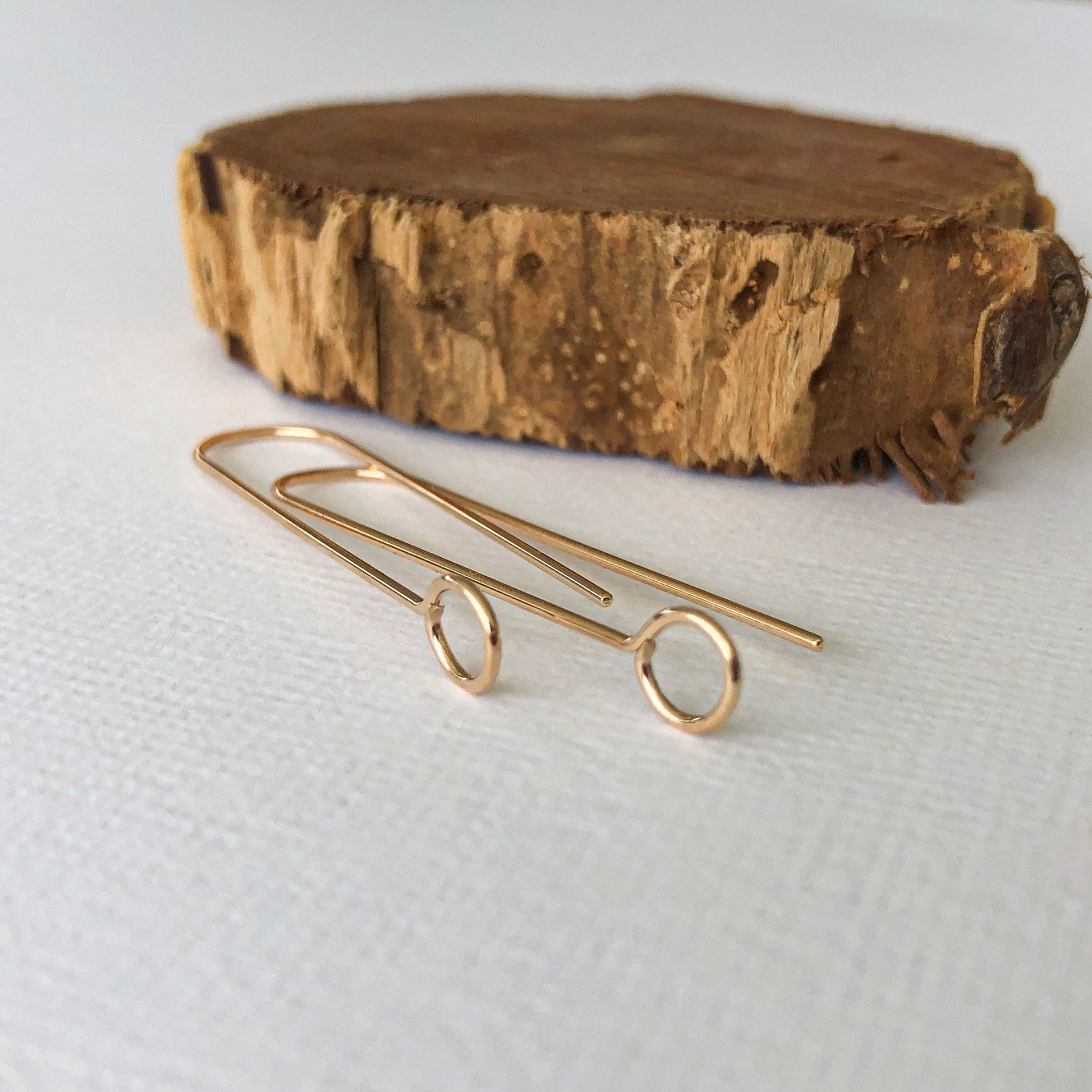 one pair of handmade mordern earring hooks