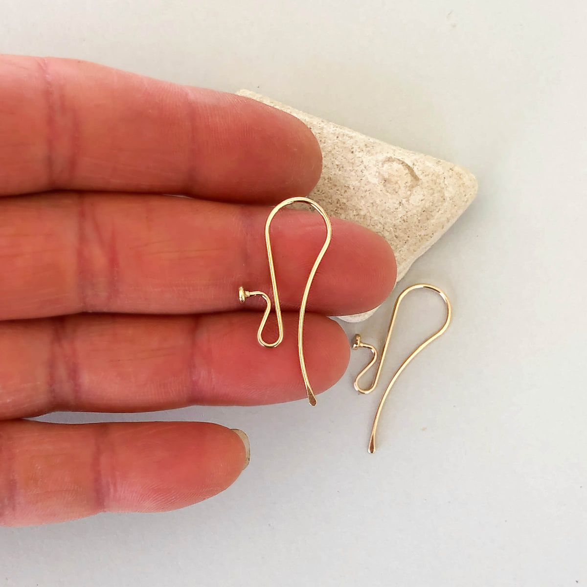 Earring Hooks / French Hook / Earwires / Dangle Earring (Gold / 20