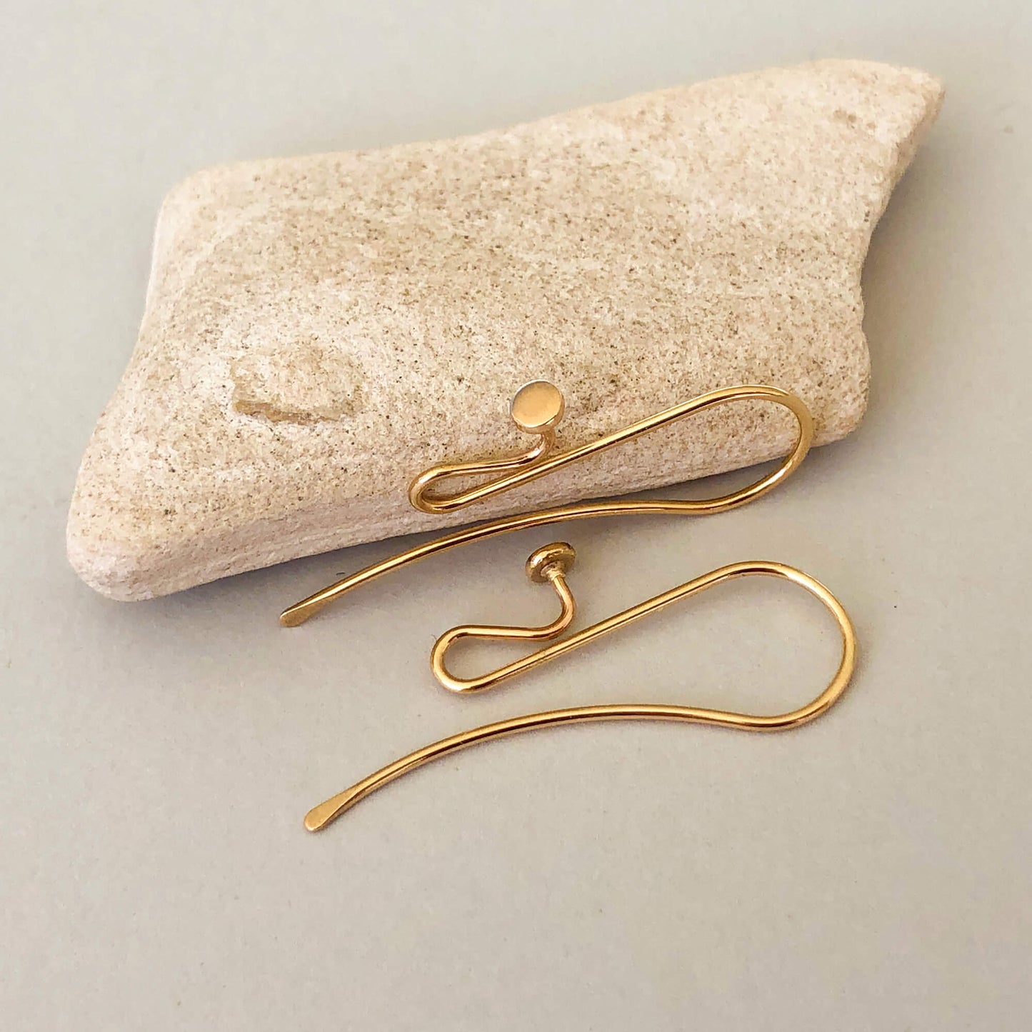 Nail earring hooks yellow gold