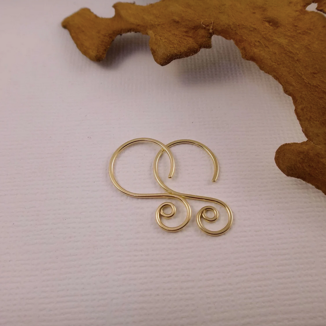 uniqe swirl ear hooks
