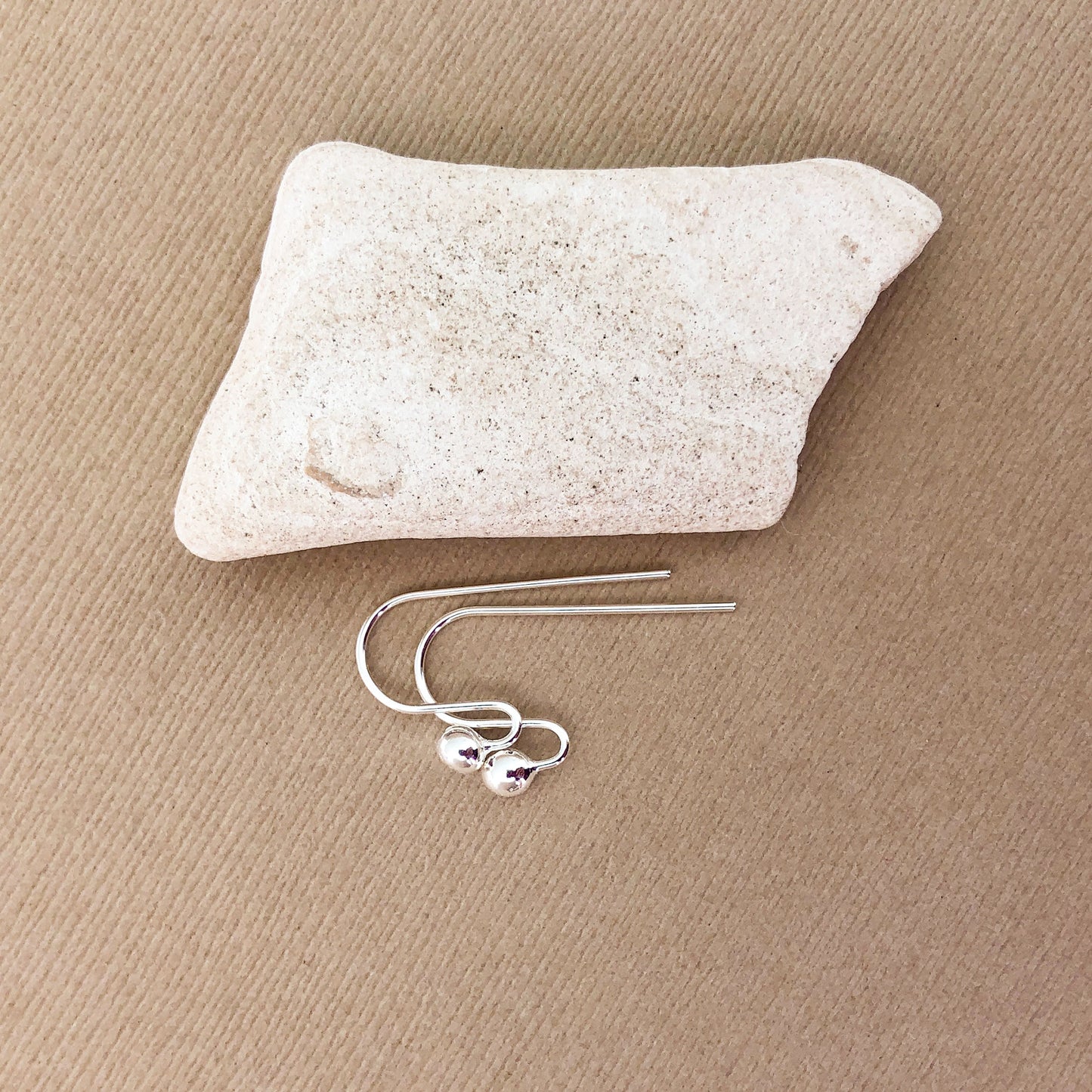 Agentium silver ball end french ear hooks