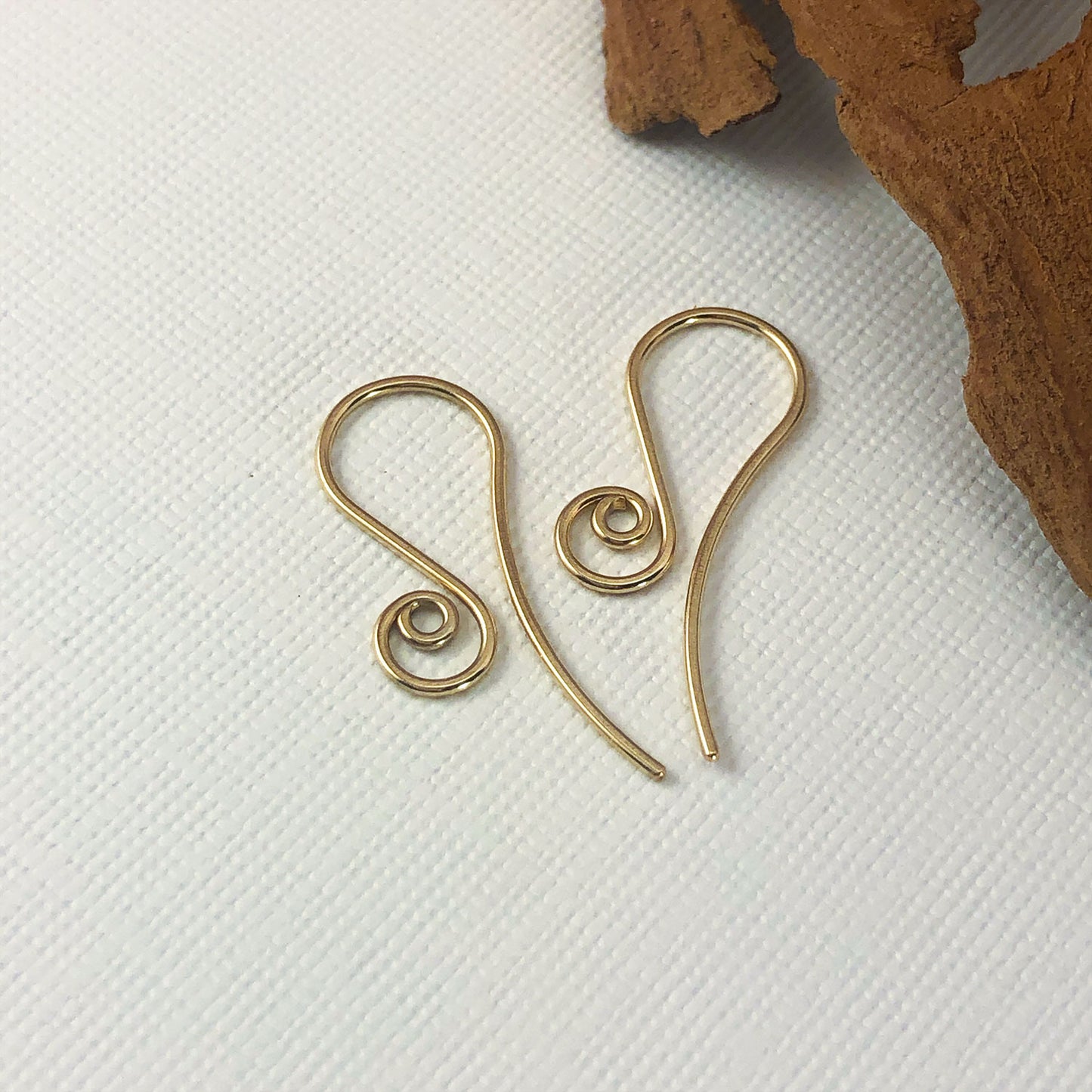 swirl ear hook